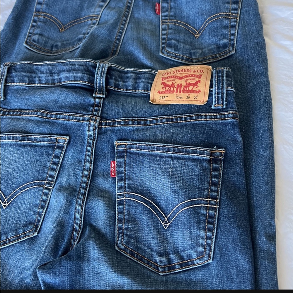 Girls Levis pair of jeans